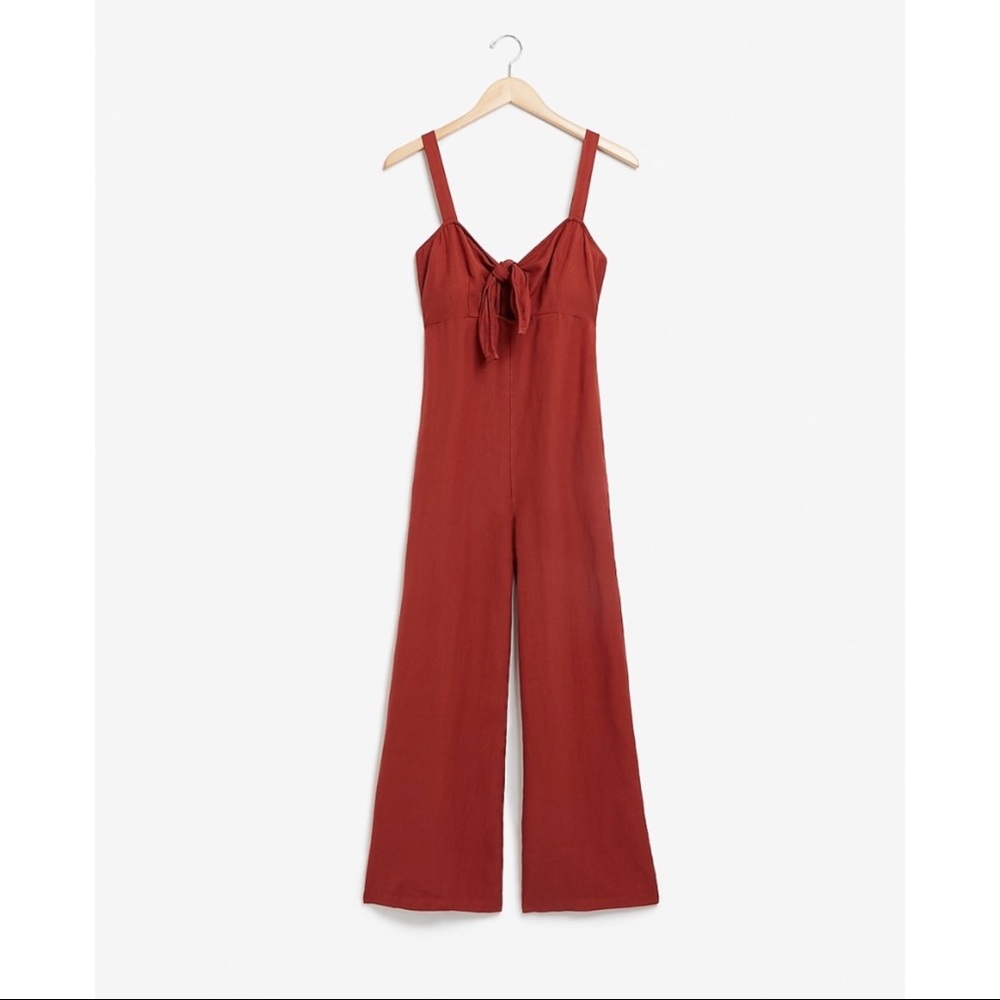EXPRESS Linen-Blend Tie Front Culotte Jumpsuit - Picture 2 of 13